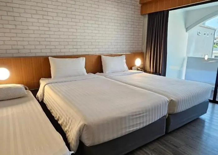 White Palace Hotel