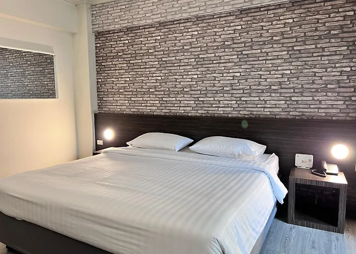 Hotel White Palace 3*