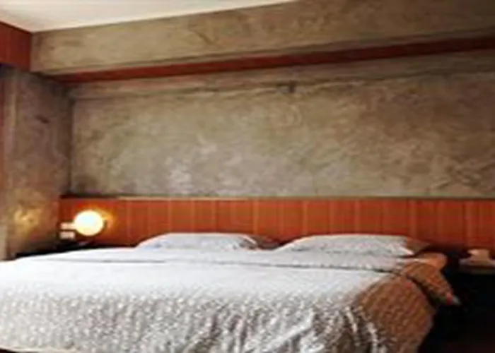White Palace Hotel 3*