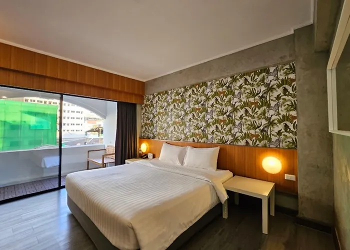 White Palace Hotel 3*